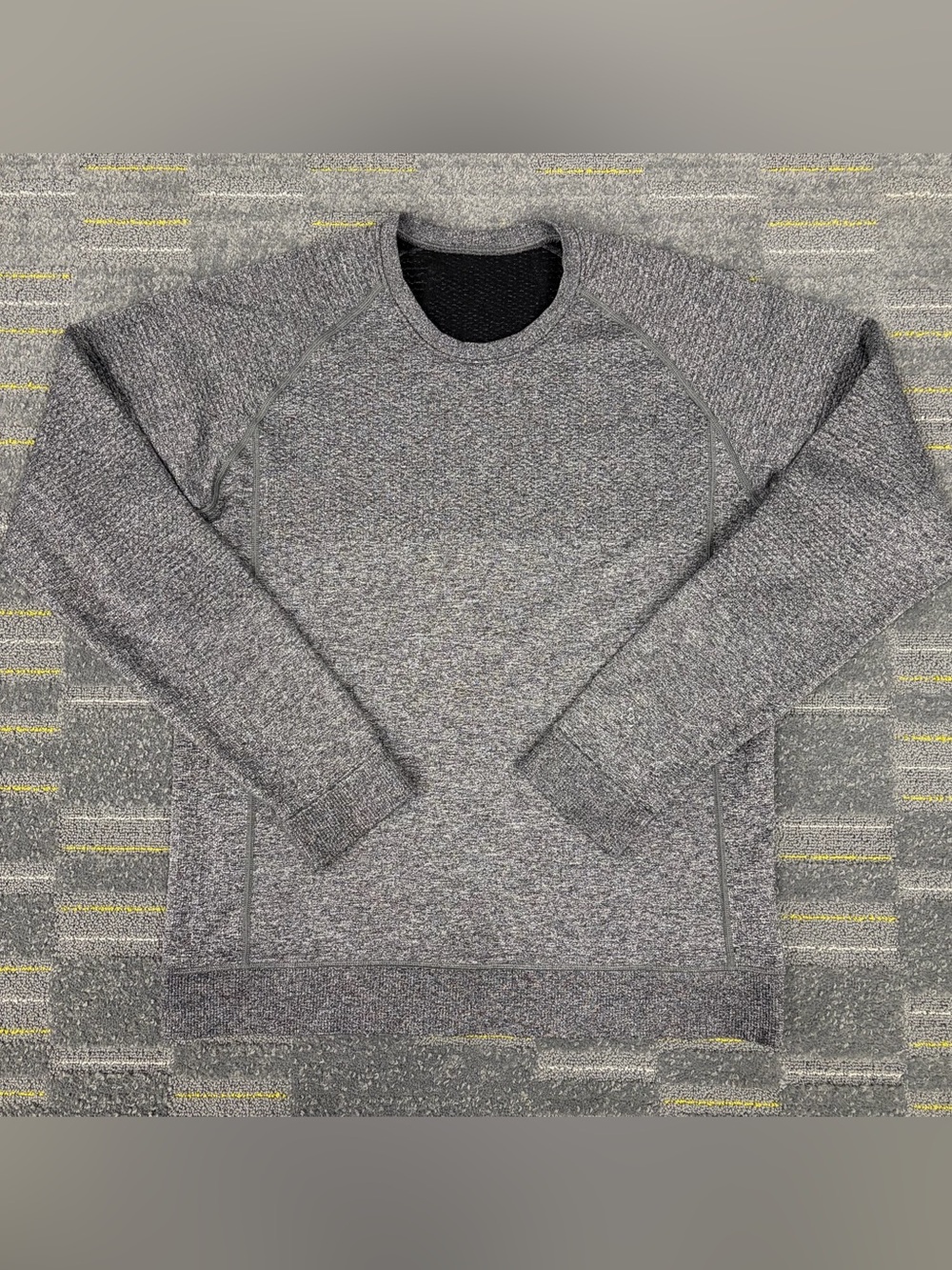 Lululemon Engineered Warmth Crewneck Merino Wool Sweater Men L Gray Athleisure